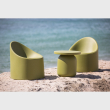 juju-coffee-table-bay-armchair-serralunga-modern-italian-garden