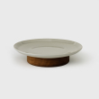 serving-plate-with-stand-stilleben-sophisticated-living-room-kitchen-dining-room