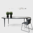 organic-elements-dining-table-modern-italian-kitchen