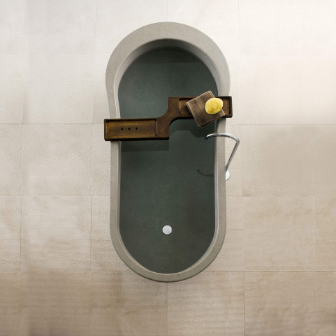 alone-bathtub-neutra-modern-italian-design