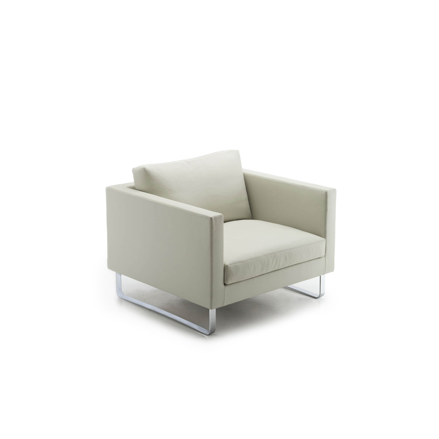 Maxwell Armchair